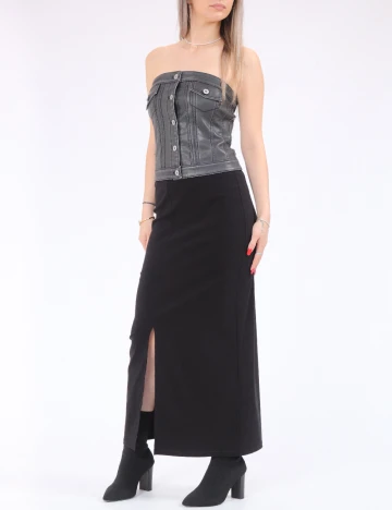 Fusta Only, negru