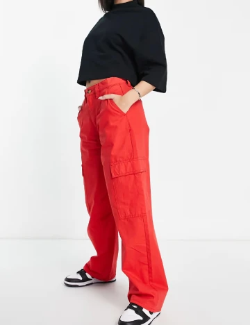 Pantaloni ASOS, rosu Rosu