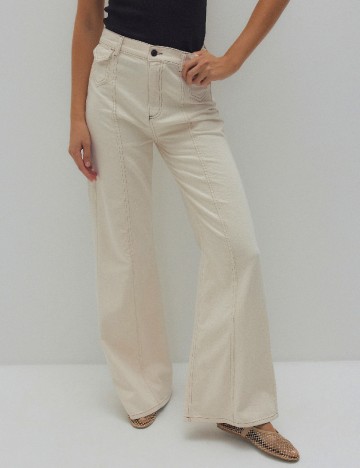 
						Pantaloni Reserved, crem