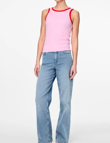 Maiou Pieces, roz