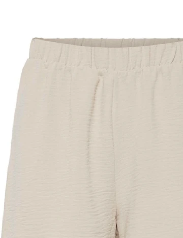 Pantaloni scurti Pieces, crem