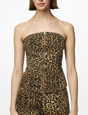 
						Top Pieces, animal print