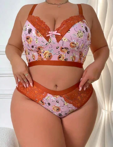 Set lenjerie SHEIN CURVE, roz