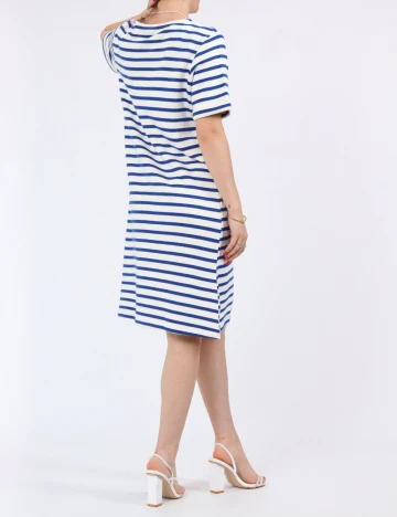 Rochie medie Pieces, alb/albastru