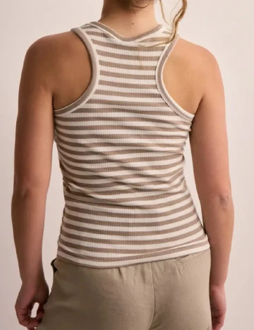 Top Pieces, alb/maro