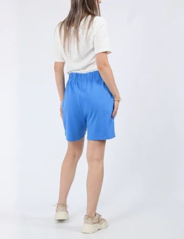 Pantaloni scurti Pieces, albastru