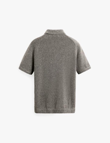 Tricou Zara, maro