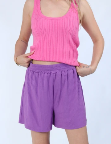 Pantaloni scurti Pieces, mov Mov