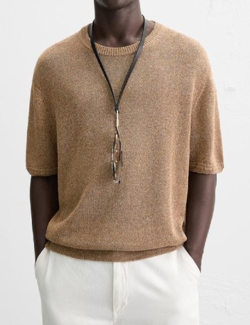 Tricou Zara, maro
