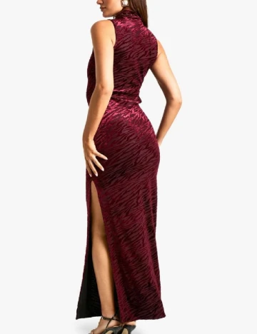 Rochie lunga Boohoo, visiniu