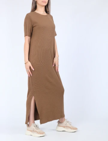 Rochie lunga Vero Moda, maro