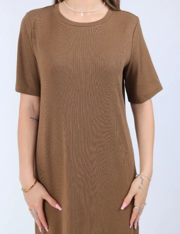Rochie lunga Vero Moda, maro
