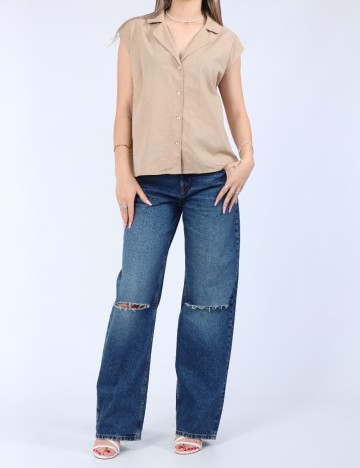 Camasa Pieces, maro
