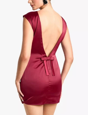 Rochie scurta Boohoo, visiniu