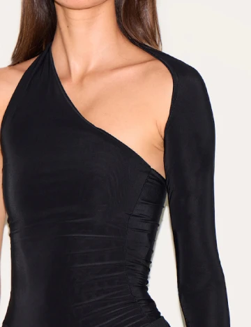 Body PRETTYLITTLETHING, negru