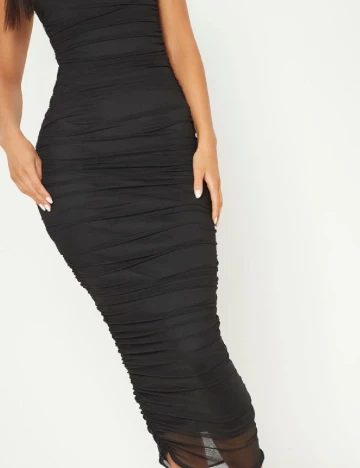 Rochie medie PRETTYLITTLETHING, negru