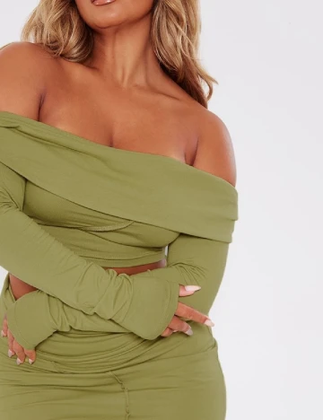 Top PRETTYLITTLETHING, verde