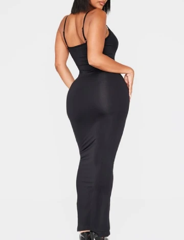 Rochie lunga PRETTYLITTLETHING, negru Negru