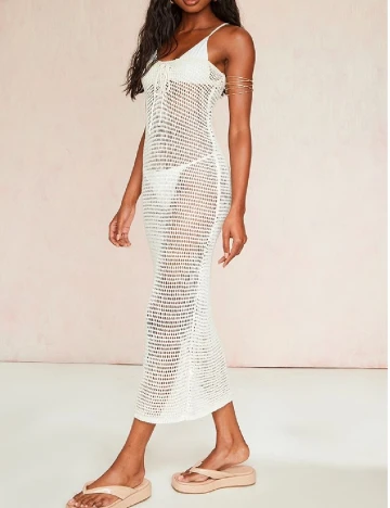 Rochie de plaja PRETTYLITTLETHING, ecru
