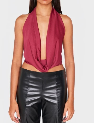 Top PRETTYLITTLETHING, roz pudra Roz