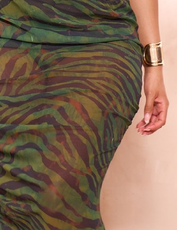 Fusta PRETTYLITTLETHING, verde