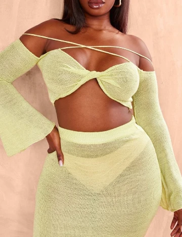 Top PRETTYLITTLETHING, verde