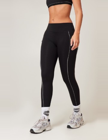 Colanti PRETTYLITTLETHING, negru