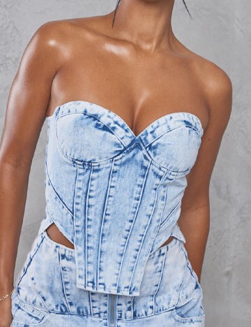 
						Top PRETTYLITTLETHING, albastru