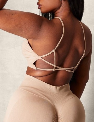 Bustiera PRETTYLITTLETHING, crem