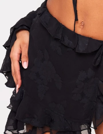 Fusta PRETTYLITTLETHING, negru