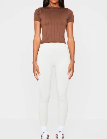 Top PRETTYLITTLETHING, maro