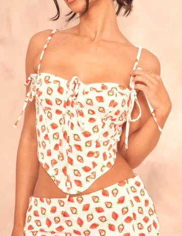 Top PRETTYLITTLETHING, alb