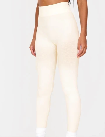 Colanti PrettyLittleThing, ecru Alb