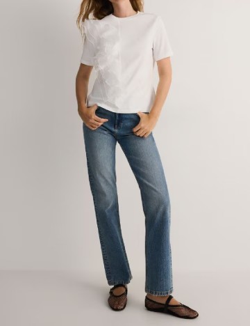 
						Tricou Reserved, alb