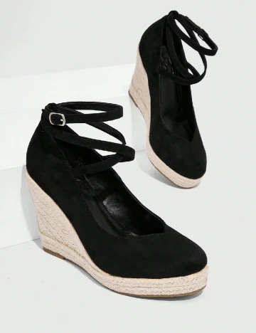 Pantofi Cuccoo, negru