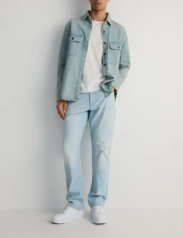 Blugi Reserved, bleu
