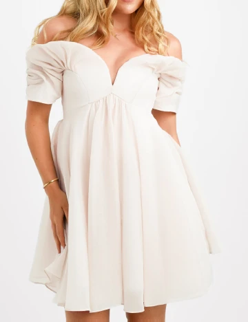 Rochie scurta ASOS, crem