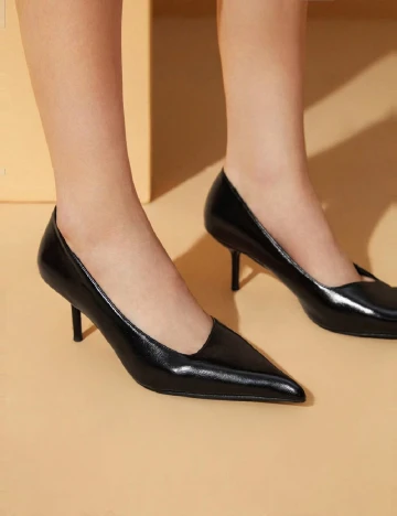 Pantofi SHEIN, negru