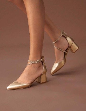 Pantofi SHEIN, crem