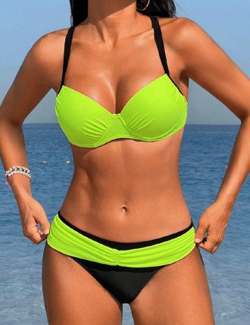 
						Costum de baie SHEIN, negru