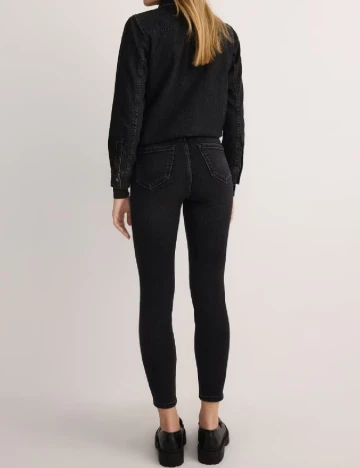 Blugi Reserved, negru