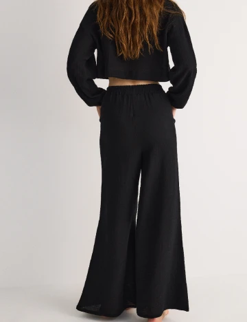 Pantaloni Reserved, negru Negru