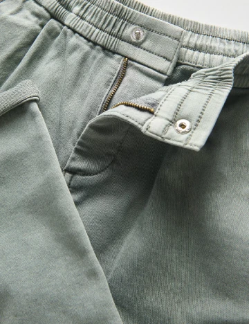 Pantaloni Reserved, verde Verde