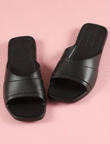 Slapi SHEIN, negru Negru