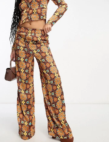 Pantaloni Heartbreak, floral print Floral print