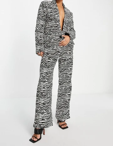 Pantaloni Kaiia, alb/negru Negru