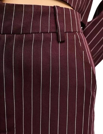 Pantaloni Heartbreak, visiniu