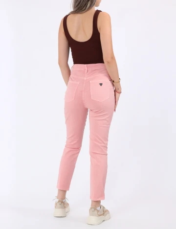 Pantaloni Guess, roz Roz