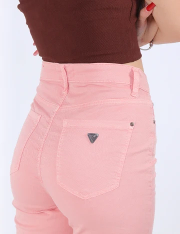 Pantaloni Guess, roz Roz