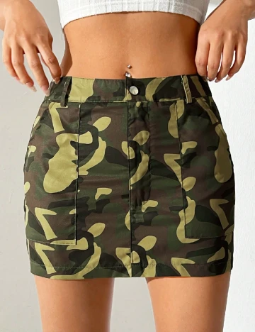 Fusta pantalon SHEIN, army Verde